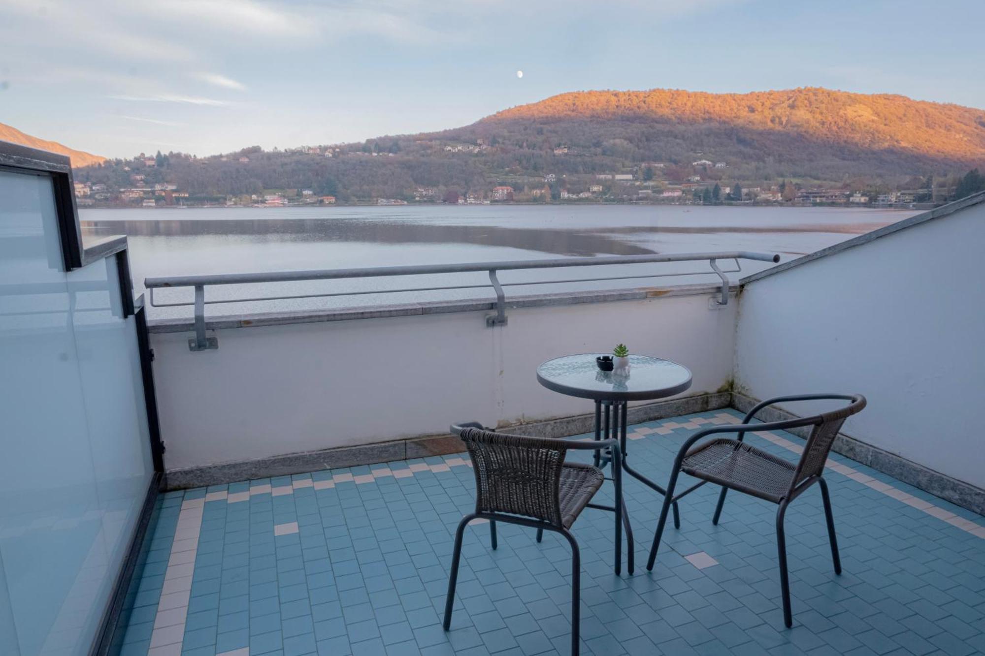 Hotel Chalet Del Lago Avigliana Exterior photo