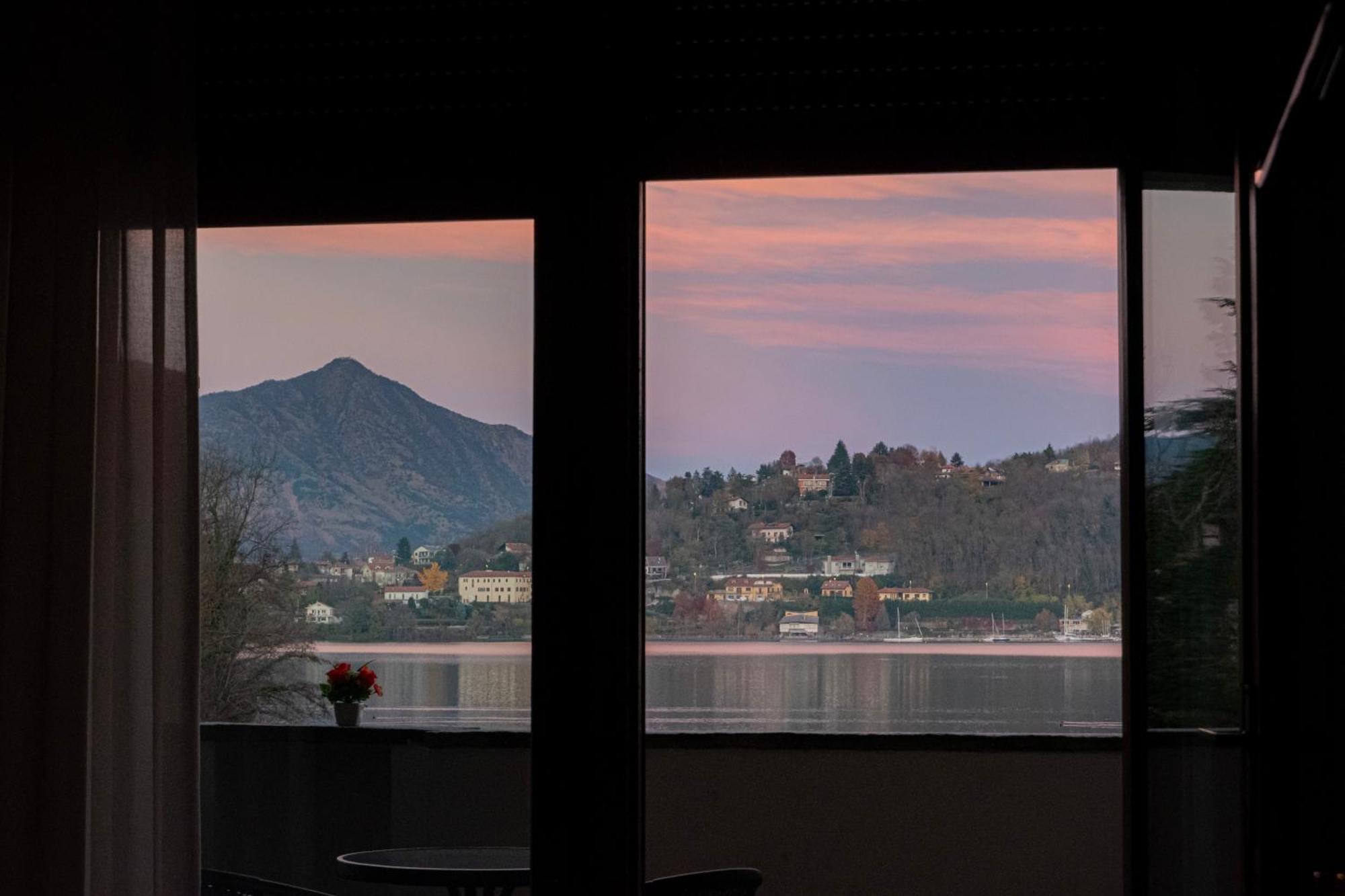 Hotel Chalet Del Lago Avigliana Exterior photo